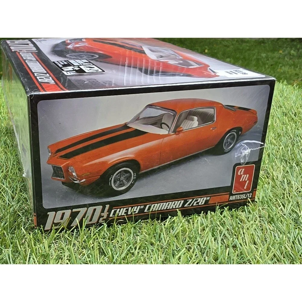 AMT - 1970 1/2 CHEVY CAMARO Z/28 1:25 SCALE KIT #635L/12 New Sealed